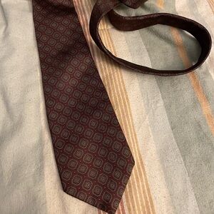 Resilio vintage tie